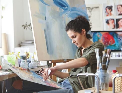 How to Become a Professional Artist: Where to Start Your Training